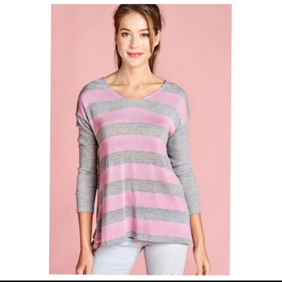 Super soft and cuddly USA back open back twist stripped sweaters women - Picture 2 of 3